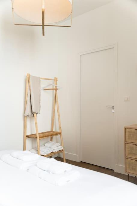 Superbe Appartement En Rdc Proche Marche Central La Rochelle  Kültér fotó