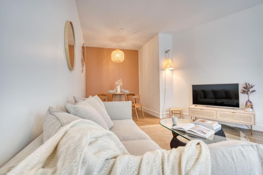 Superbe Appartement En Rdc Proche Marche Central La Rochelle  Kültér fotó